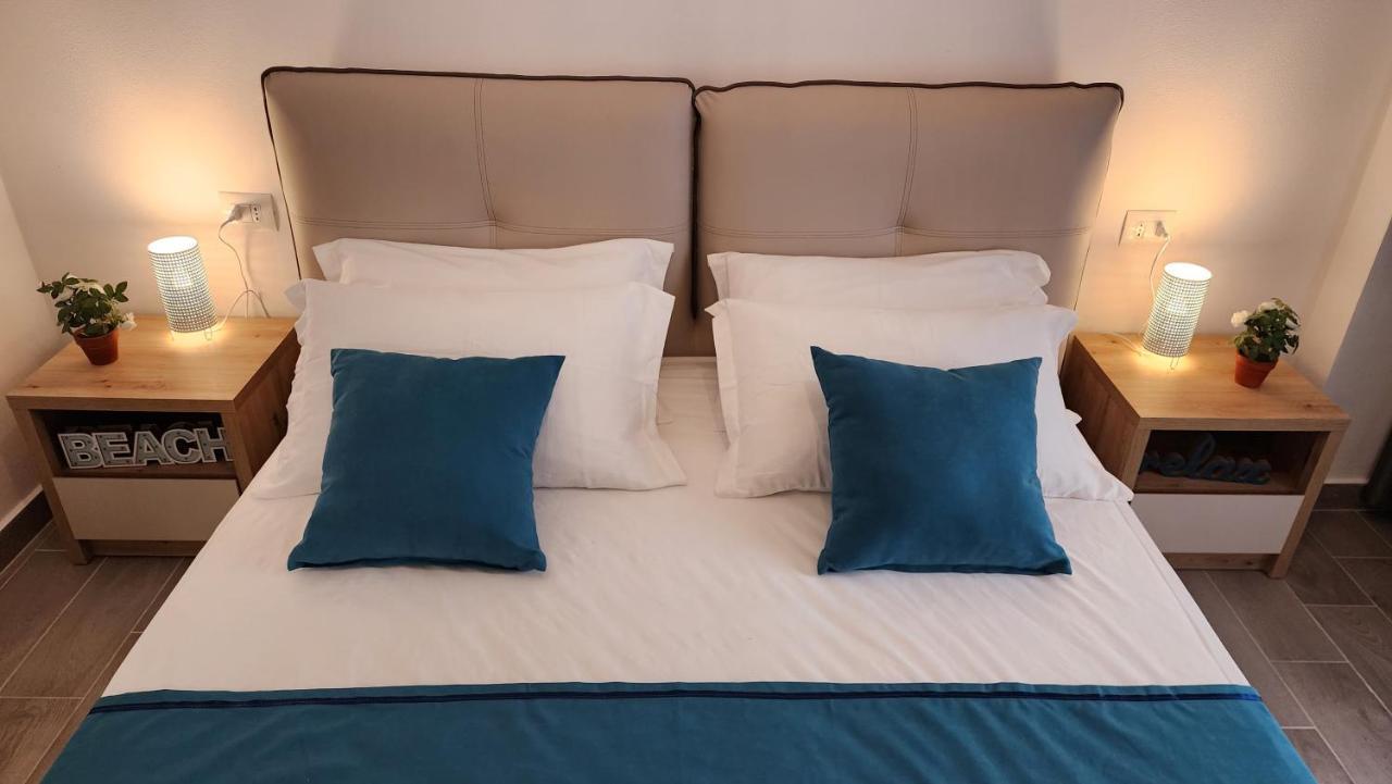 Solar Rooms And Apartments Химар Екстериор снимка