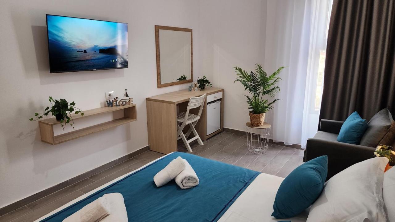 Solar Rooms And Apartments Химар Екстериор снимка