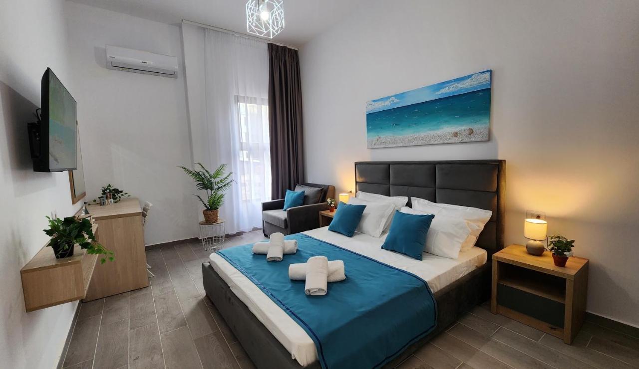 Solar Rooms And Apartments Химар Екстериор снимка