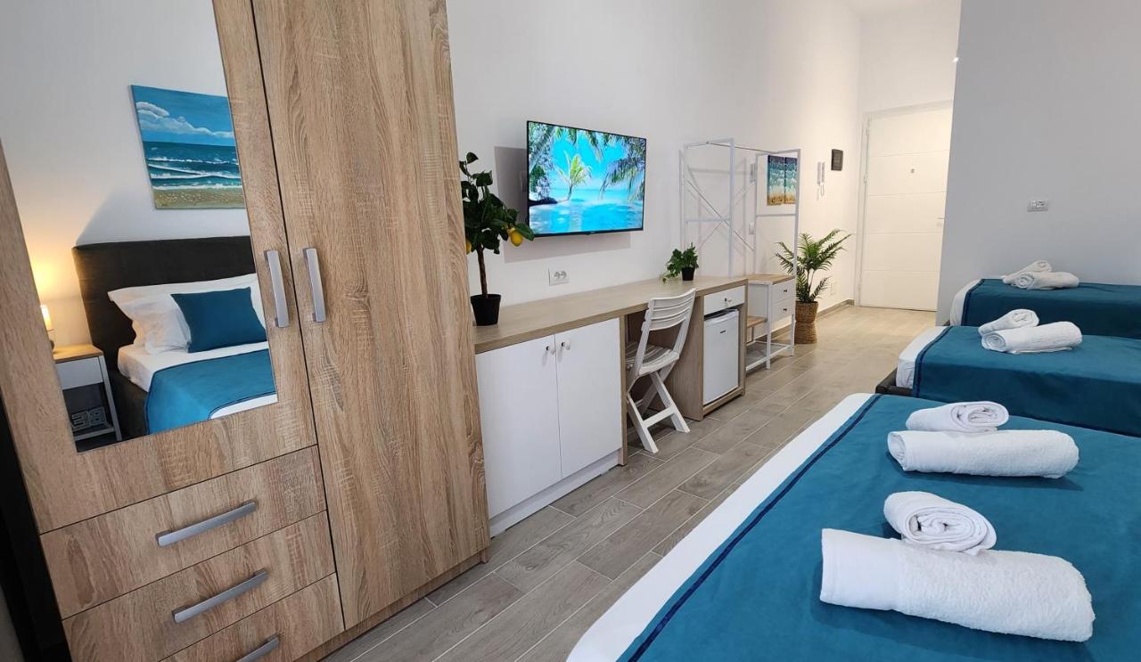 Solar Rooms And Apartments Химар Екстериор снимка